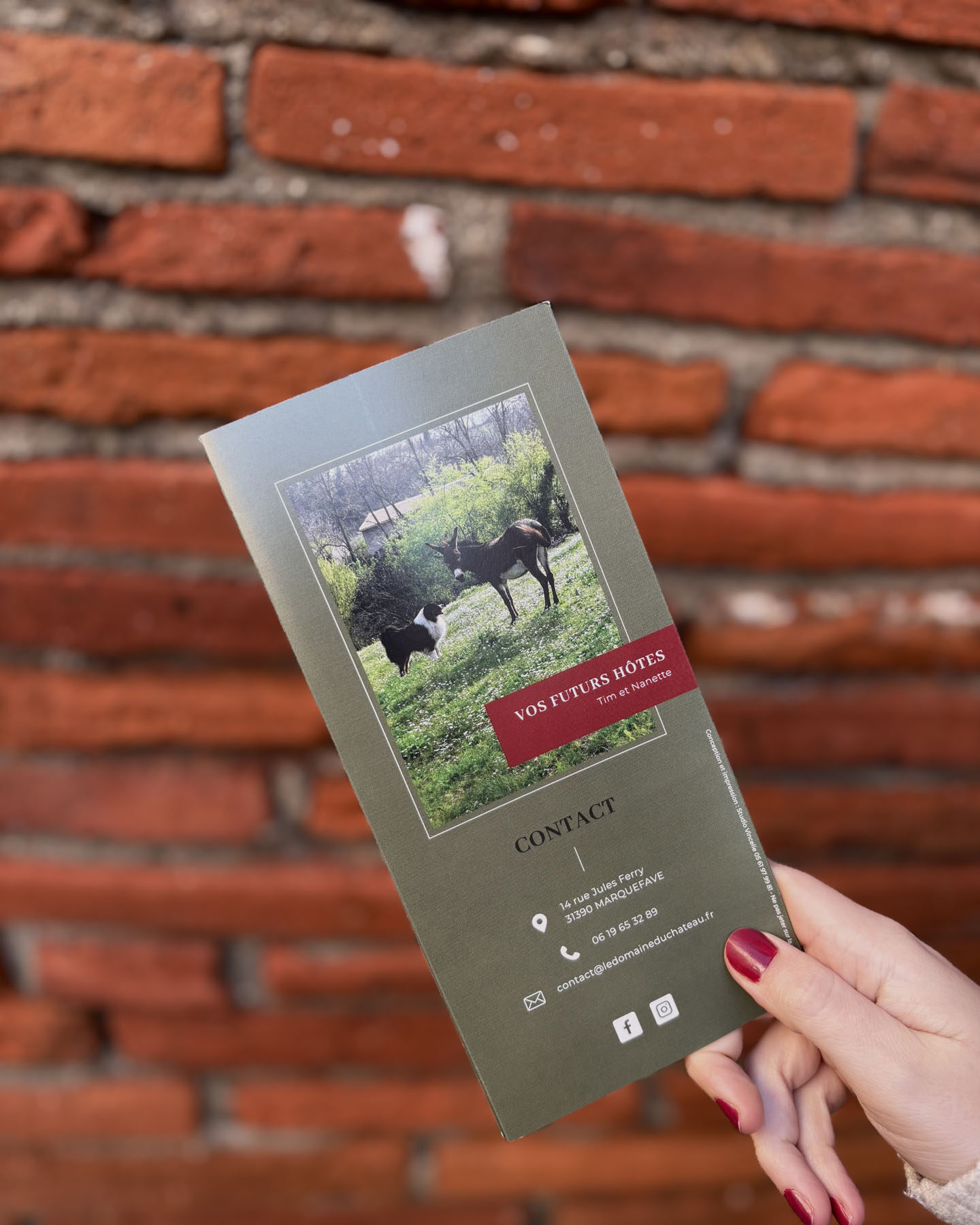 Dépliant domaine lieu de réception agence de com Muret