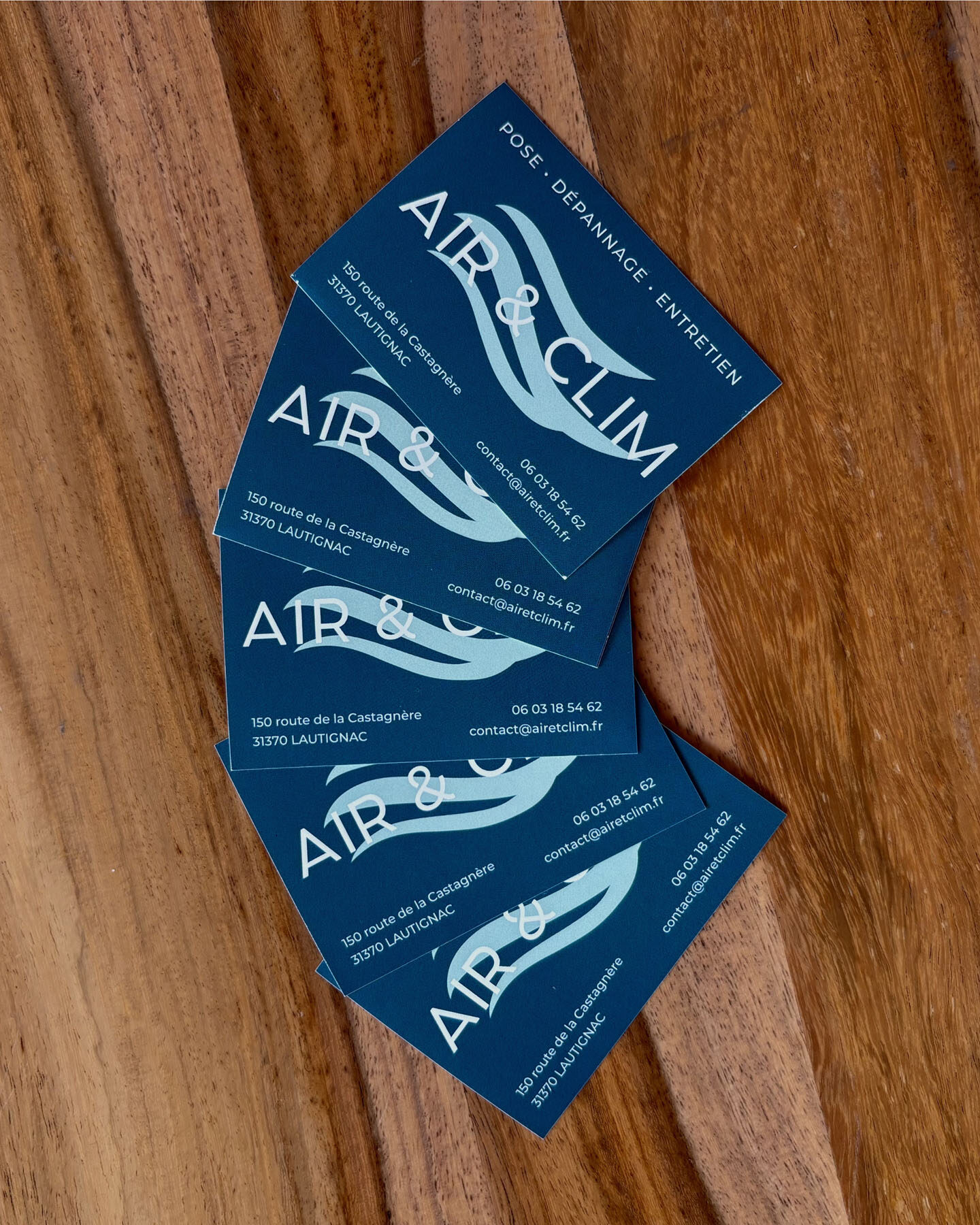Impression stickers étiquettes graphiste agence de com Muret Toulouse
