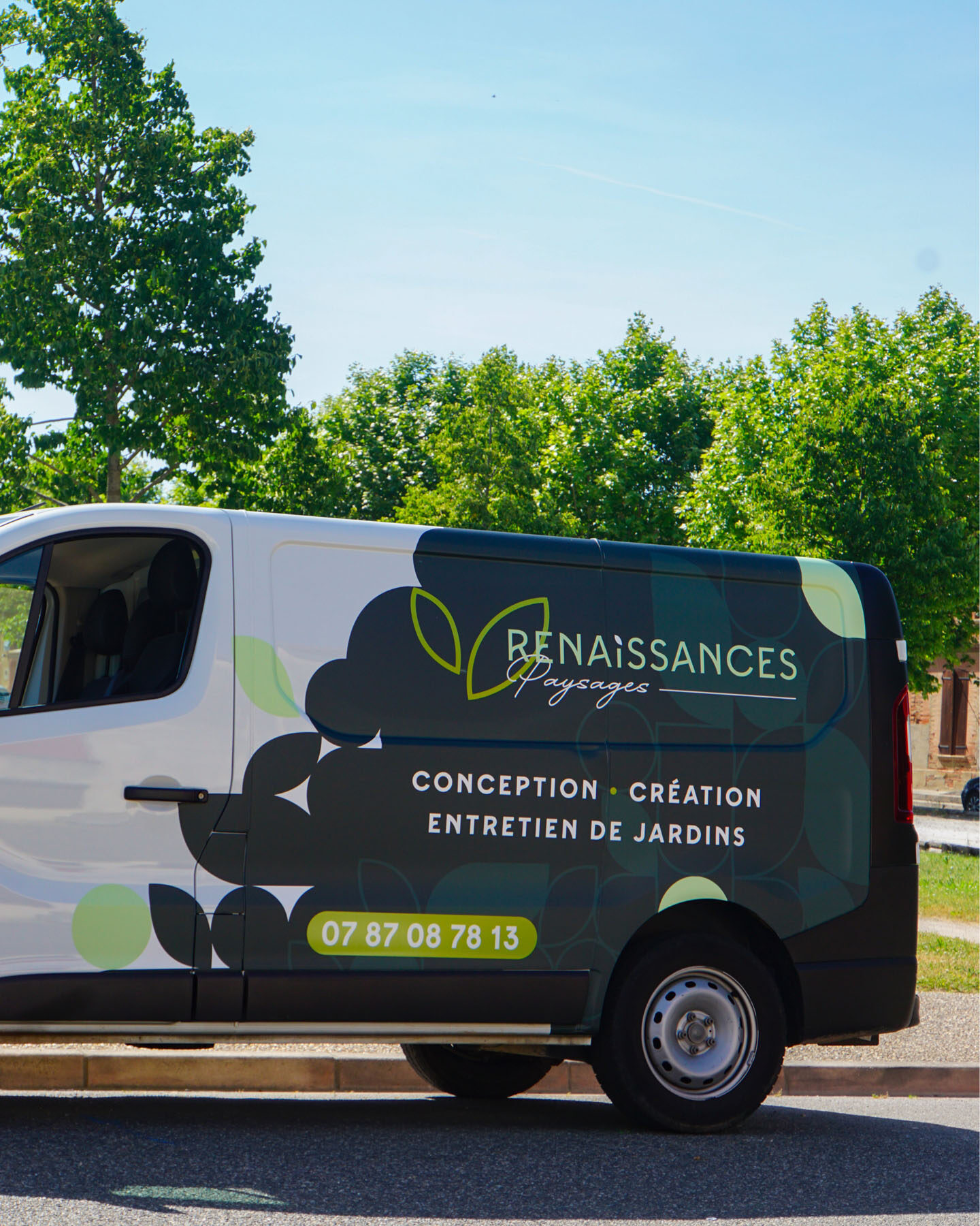renaissances paysages voiture covering marquage de vehicule carte de visite flyer logo charte graphique identite visuelle graphiste agence de com saint sulpice sur leze